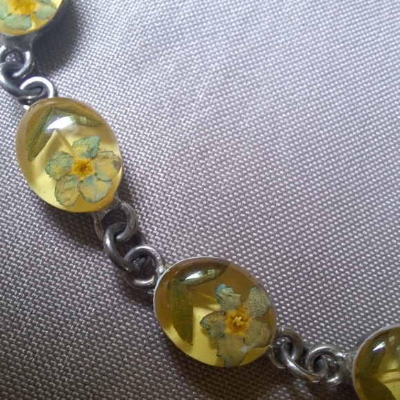 925 Forget Me Not Lucite Cabachon 7" Vintage Bracelet Sterling Silver Flower✨️ - Picture 2 of 7